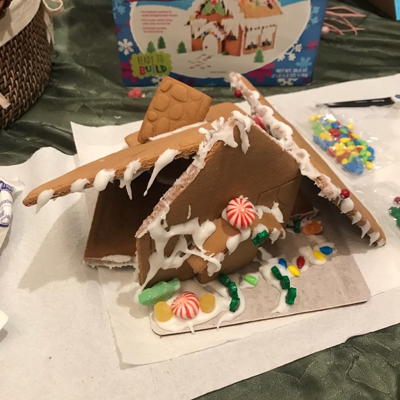 Meet your Posher, Ashley - Picture 2 of 2